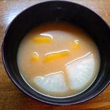 大根と薩摩芋の鯛味噌入り味噌汁
